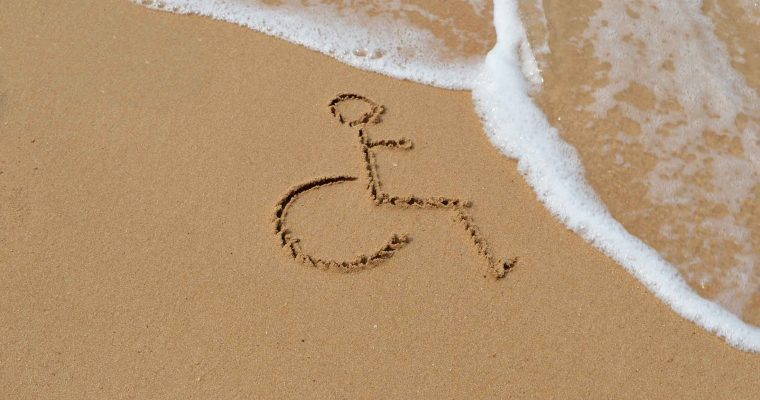 Creta per tutti: guida alle spiagge e strutture accessibili per viaggiatori con disabilità